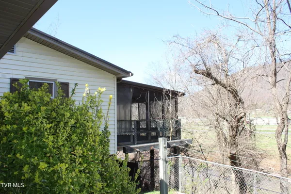 $139,000 | 6284 Highway 421, Pennington Gap, VA 24277