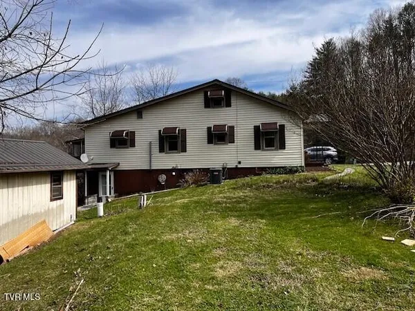 $139,000 | 6284 Highway 421, Pennington Gap, VA 24277