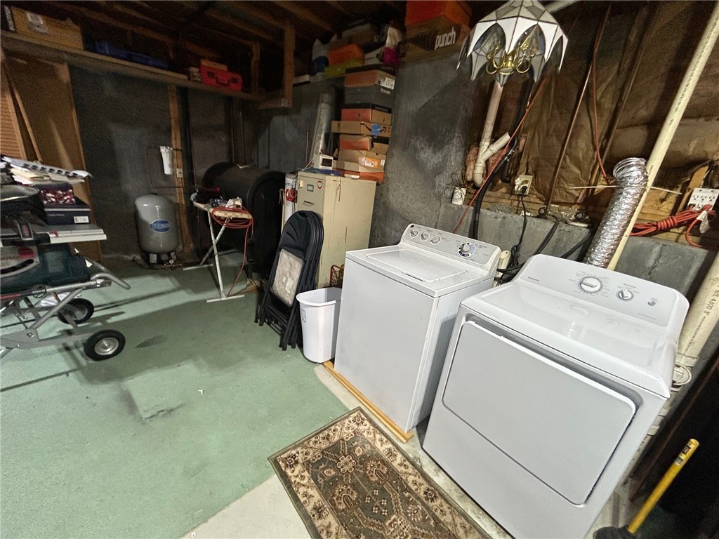 630 Whaley Hollow Road Coventry, RI 02816 - Photo 26 of 41