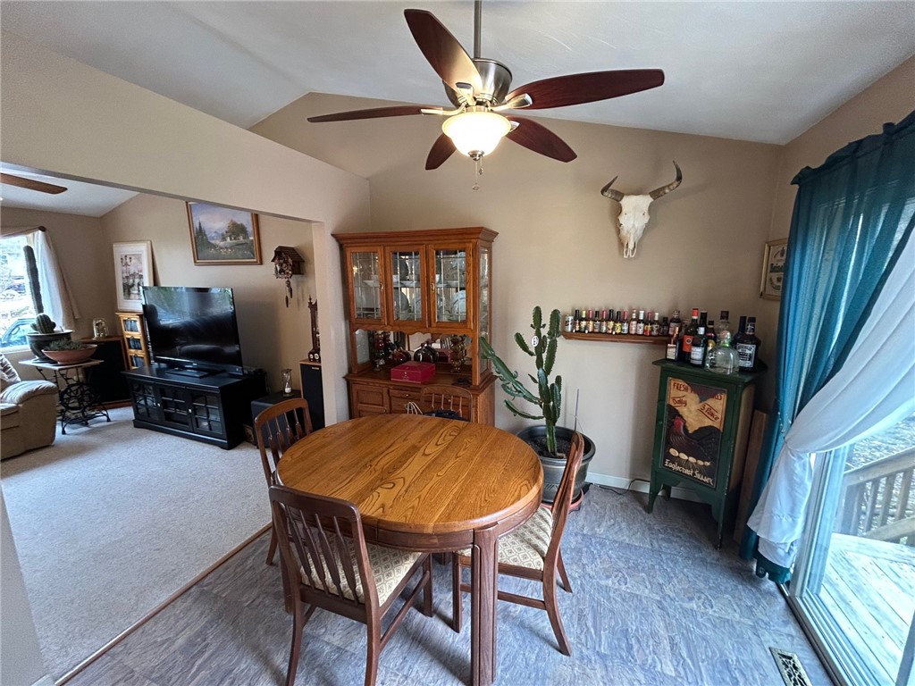 630 Whaley Hollow Road Coventry, RI 02816 - Photo 9 of 41