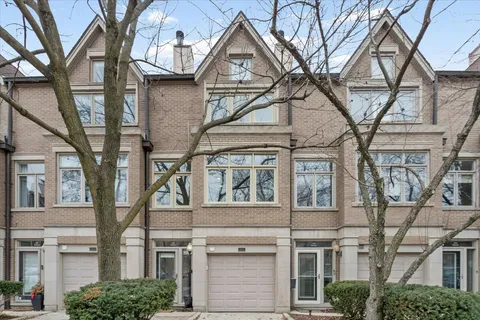 $940,000 | 2709 North Janssen Avenue, Chicago, IL 60614