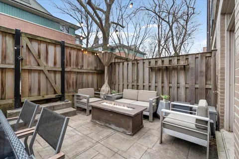 $940,000 | 2709 North Janssen Avenue, Chicago, IL 60614