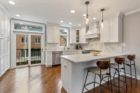 $940,000 | 2709 North Janssen Avenue, Chicago, IL 60614