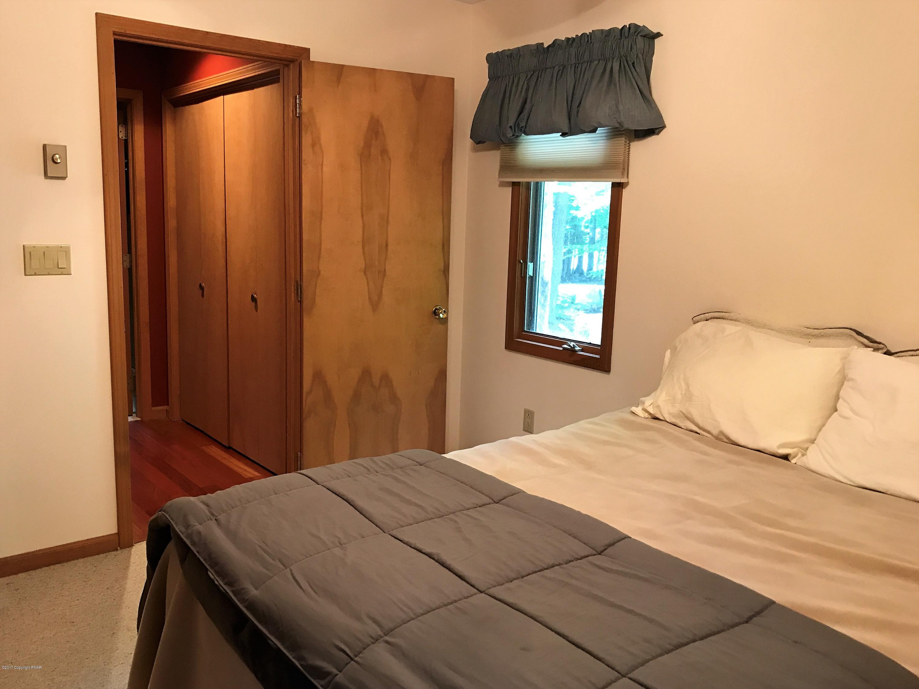 2975 Wedge Road Lake Ariel, PA 18436 - Photo 17 of 41 16. 1st Floor Bedroom