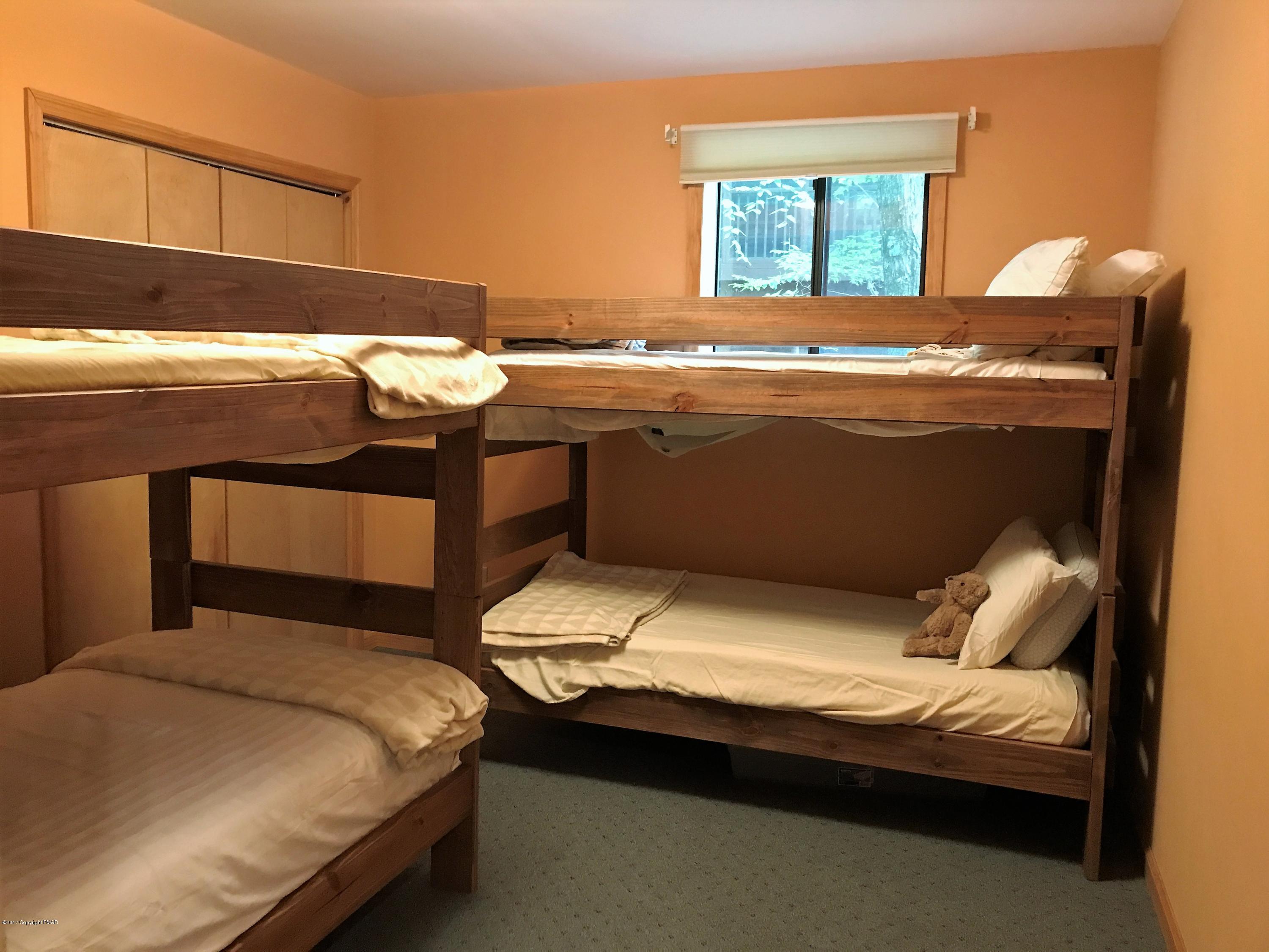 2975 Wedge Road Lake Ariel, PA 18436 - Photo 23 of 41 22. Bedroom 4 LL