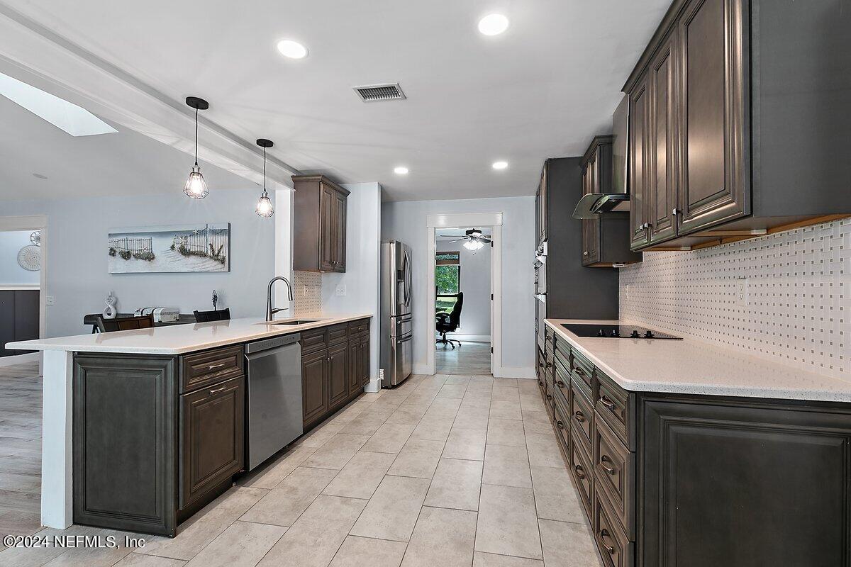 10727 Hampton Road Jacksonville, FL 32257 - Photo 9 of 30 Kitchen (14)