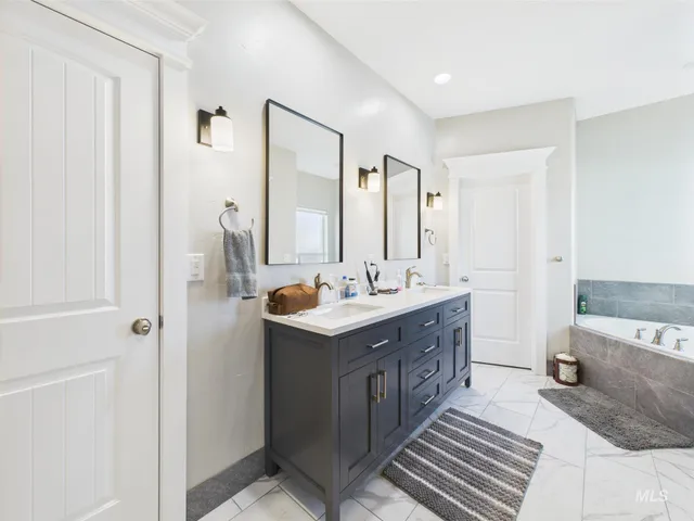 $1,425,000 | 7866 Open Sky Road, Middleton, ID 83644