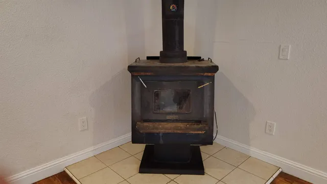 $339,900 | 28440 Ryan Creek Road, Willits, CA 95490