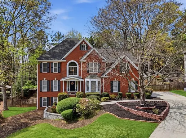 $649,900 | 4484 ⛉ Heathfield Trace, Suwanee, GA 30024