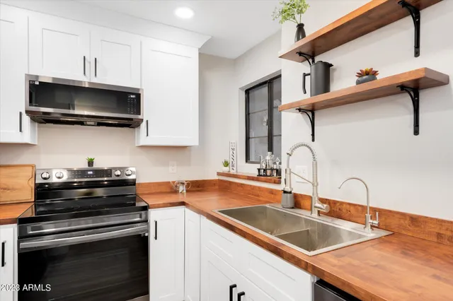 $2,500 | 533 West Guadalupe Road, Unit 1024, Mesa, AZ 85210