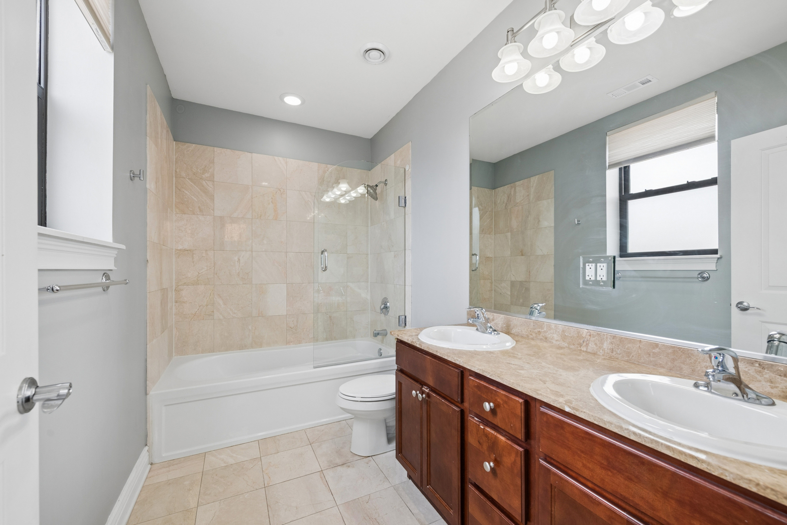 3300 West Irving Park Road, Unit A3 Chicago, IL 60618 - Photo 18 of 25