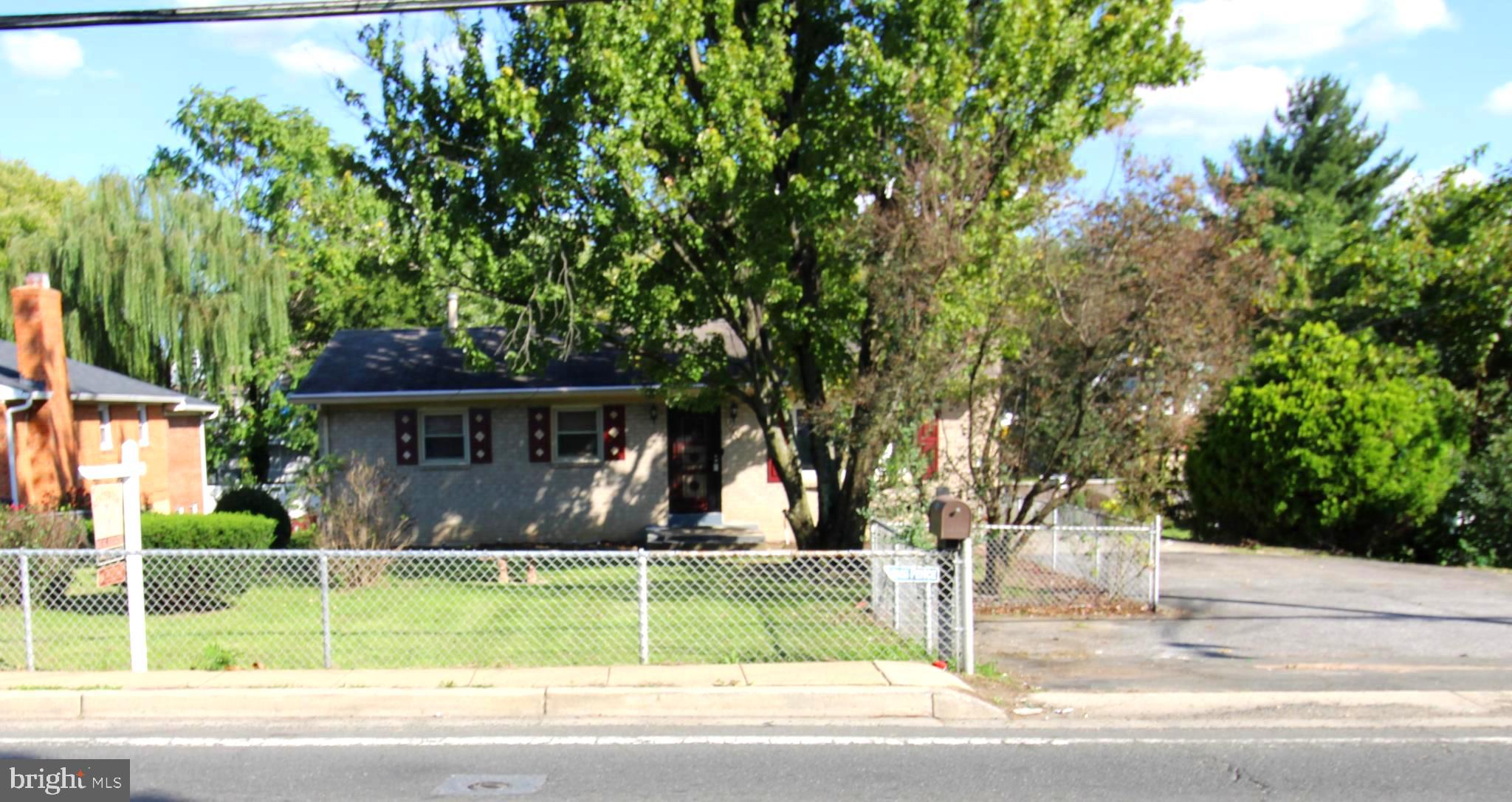 2808 Ritchie Road District Heights, MD 20747 - Photo 2 of 35 FRONT EXTERIOR
