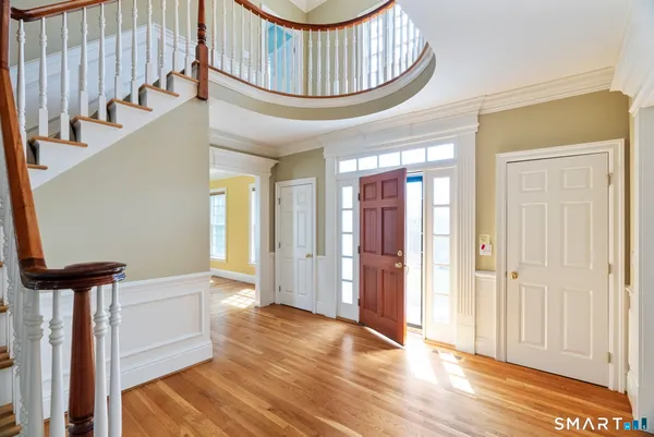 $875,000 | 2 Brighton Way, Avon, CT 06001