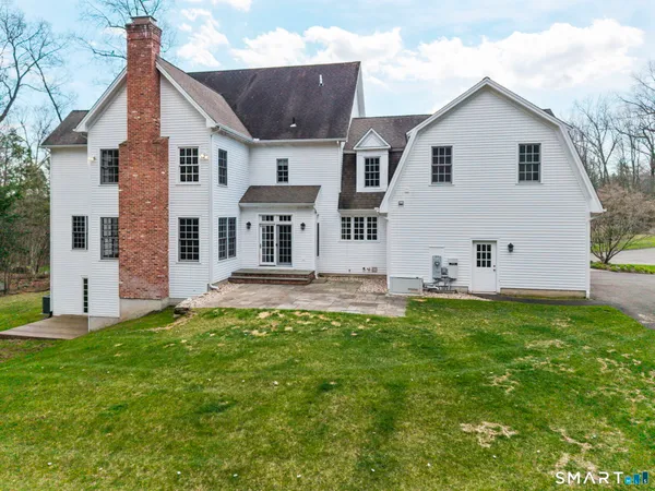 $875,000 | 2 Brighton Way, Avon, CT 06001