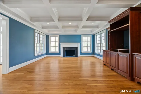 $875,000 | 2 Brighton Way, Avon, CT 06001