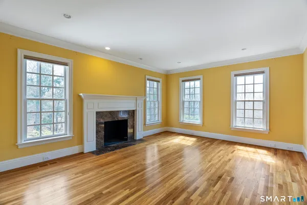 $875,000 | 2 Brighton Way, Avon, CT 06001