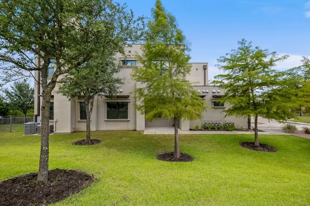 $675,000 | 8200 Southwest Parkway, Unit 306, Austin, TX 78735