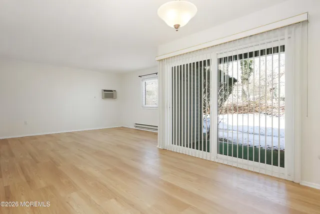 $2,600 | 38 Medford Court, Red Bank, NJ 07701