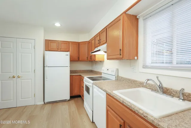 $2,600 | 38 Medford Court, Red Bank, NJ 07701