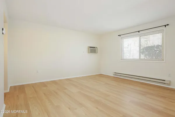 $2,600 | 38 Medford Court, Red Bank, NJ 07701