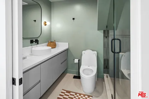 $1,850,000 | 4683 Glenalbyn Drive, Los Angeles, CA 90065