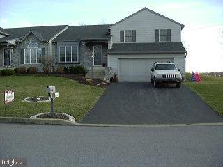 39 Wade Drive Lititz, PA 17543 - Photo 1 of 6