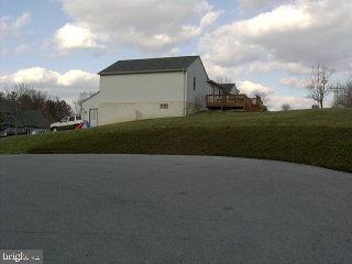 39 Wade Drive Lititz, PA 17543 - Photo 3 of 6