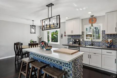 $1,375,000 | 385 San Carlos Way, Novato, CA 94945