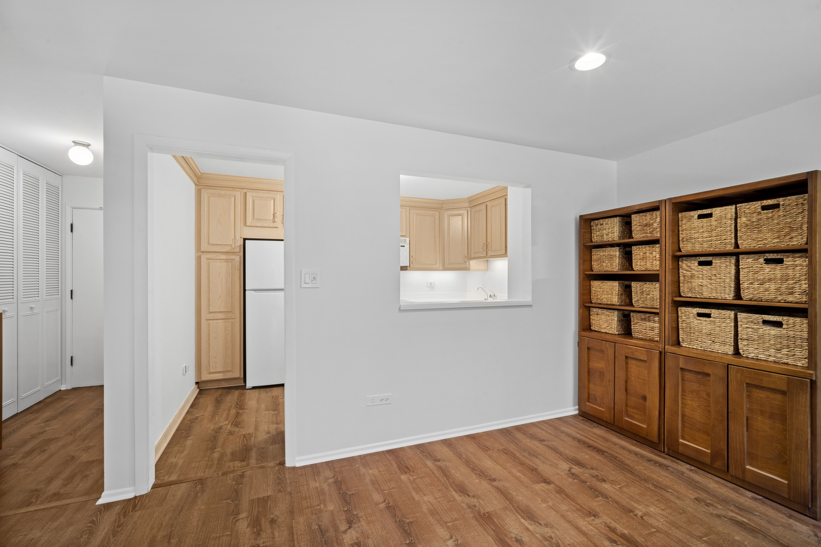250 Ridge Avenue, Unit 1C Evanston, IL 60202 - Photo 8 of 17