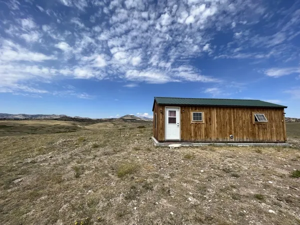 $190,000 | 307 Canyon Vista East, Wheatland, WY 82201