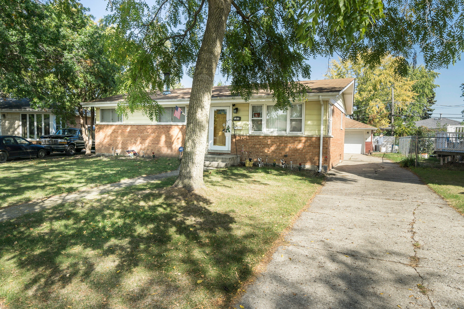 213 Congress Street Addison, IL 60101 - Photo 1 of 22 Gallery Image 1