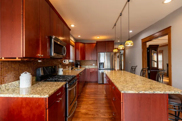 $650,000 | 3416 Euclid Avenue, Berwyn, IL 60402