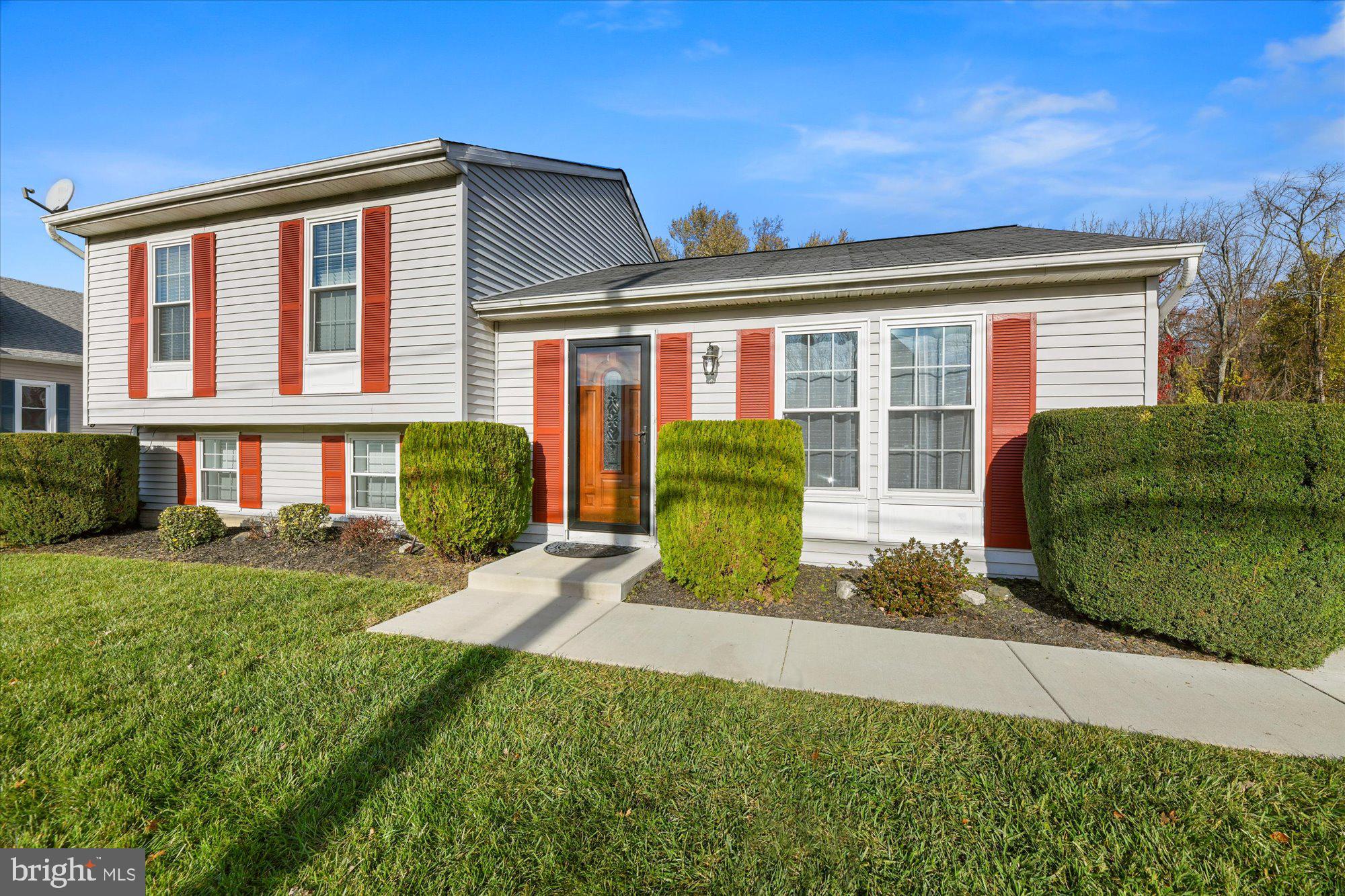 6710 Richardson Road Baltimore, MD 21207 - Photo 2 of 28