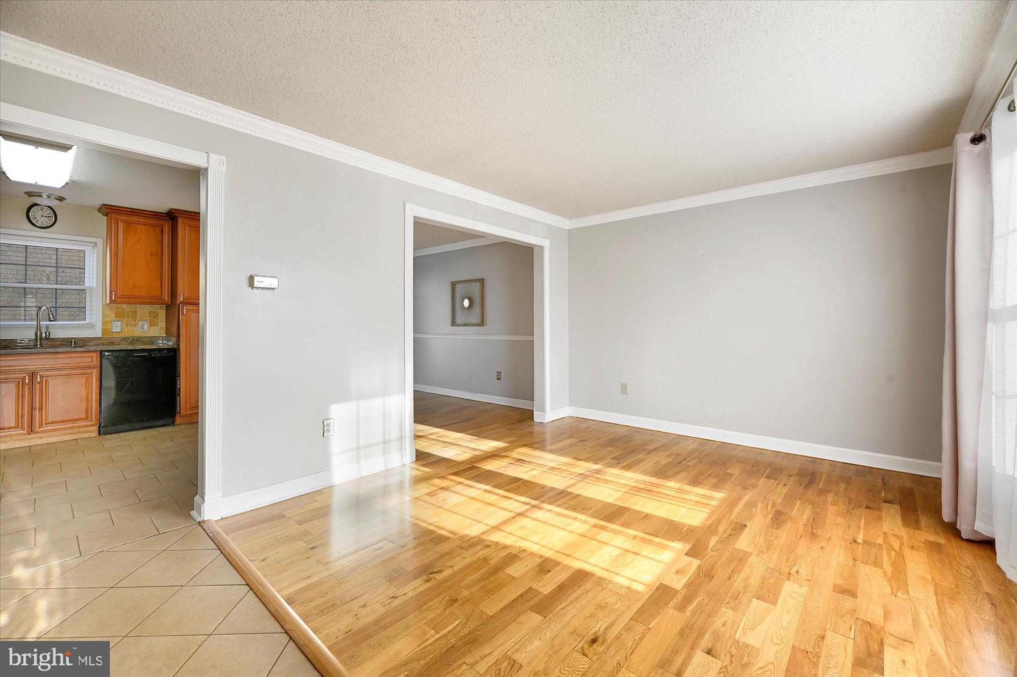6710 Richardson Road Baltimore, MD 21207 - Photo 5 of 28