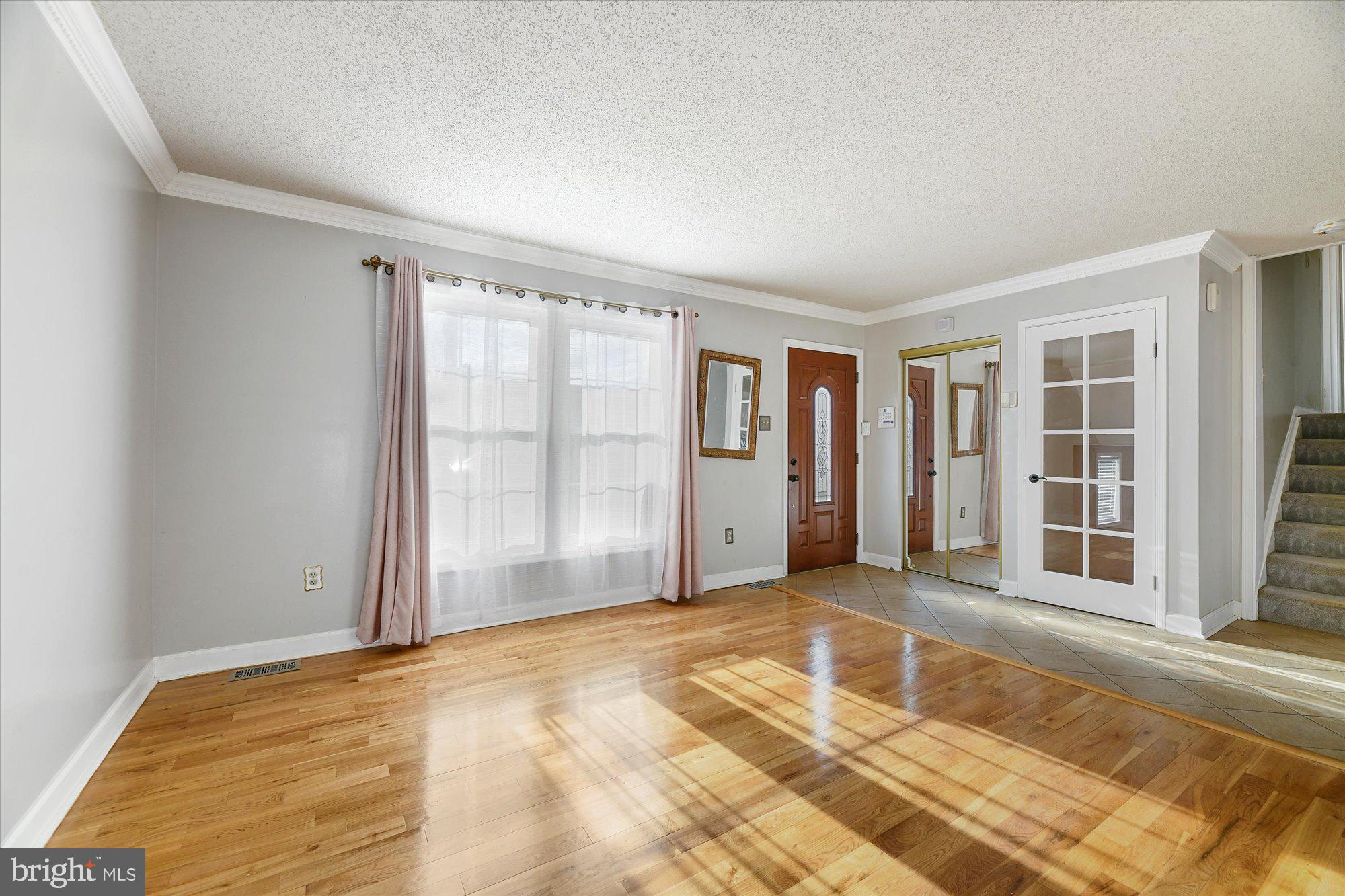 6710 Richardson Road Baltimore, MD 21207 - Photo 7 of 28