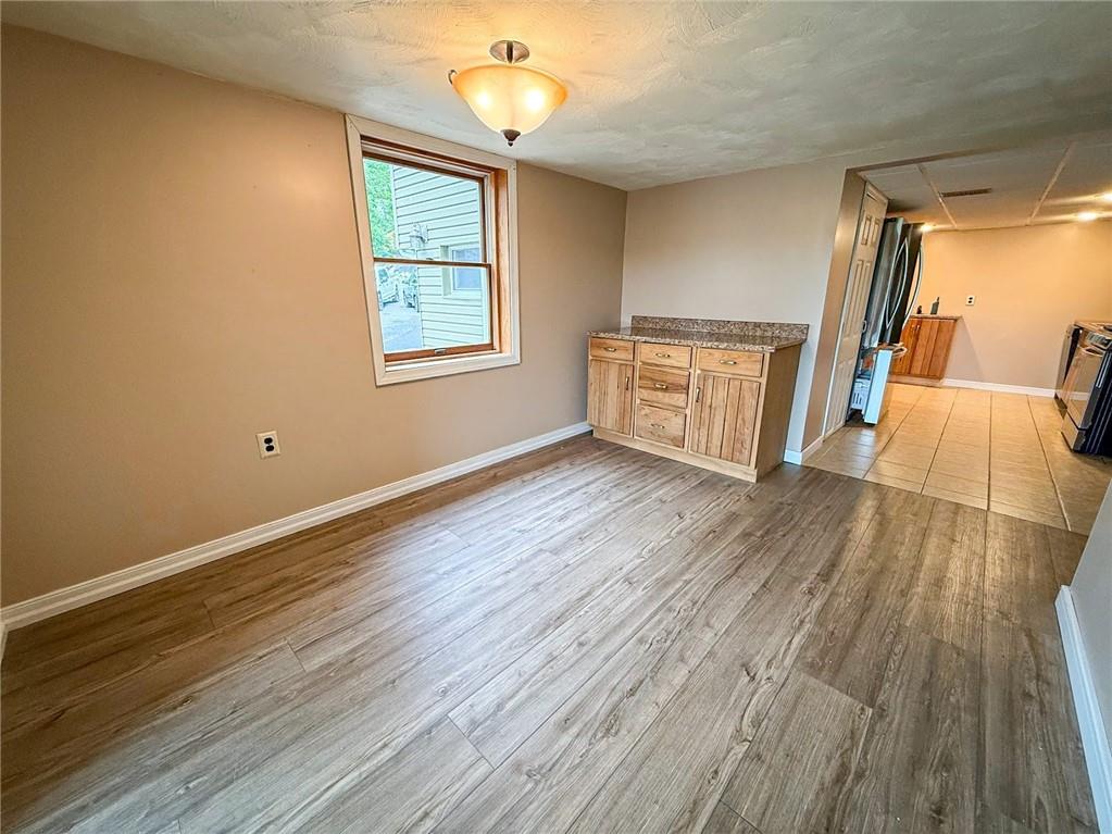 159 Washington Street Freeport, PA 16229 - Photo 7 of 38