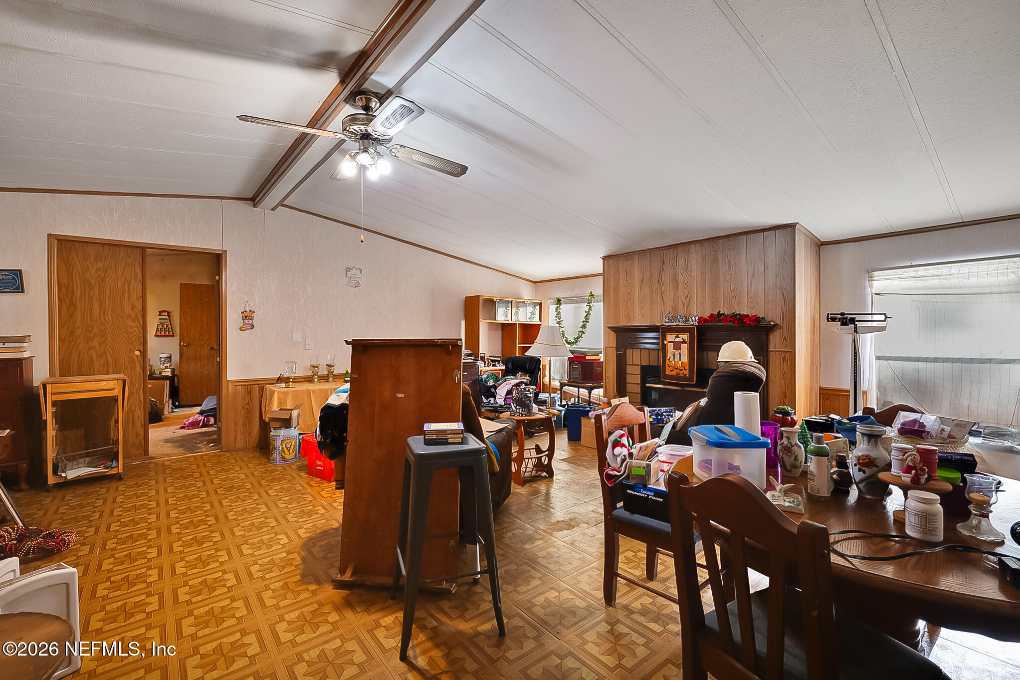 85110 Theresa Road Yulee, FL 32097 - Photo 9 of 24 a view of a room with gym equipment
