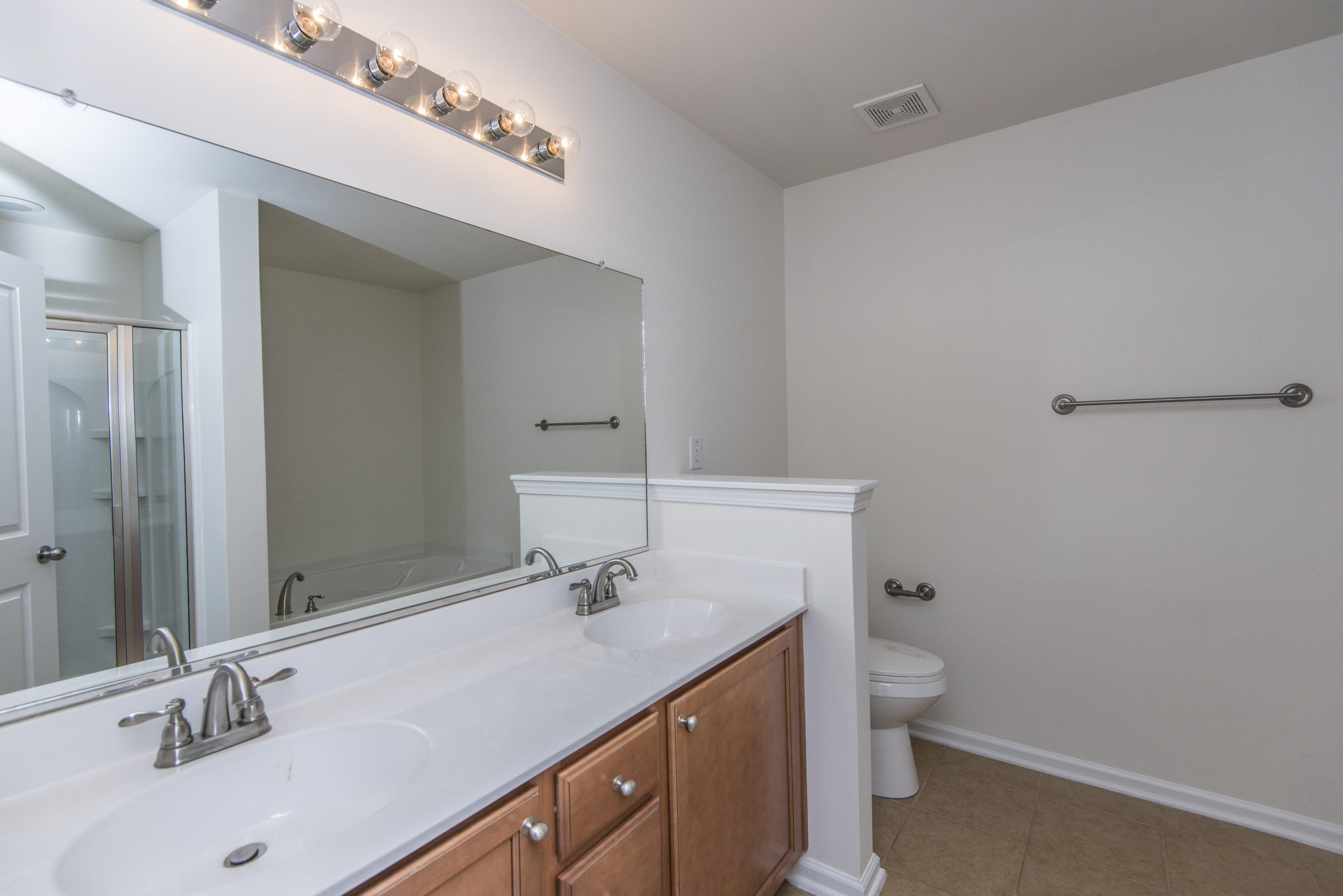4036 Conant Road Mount Pleasant, SC 29466 - Photo 13 of 34 En-suite bathroom