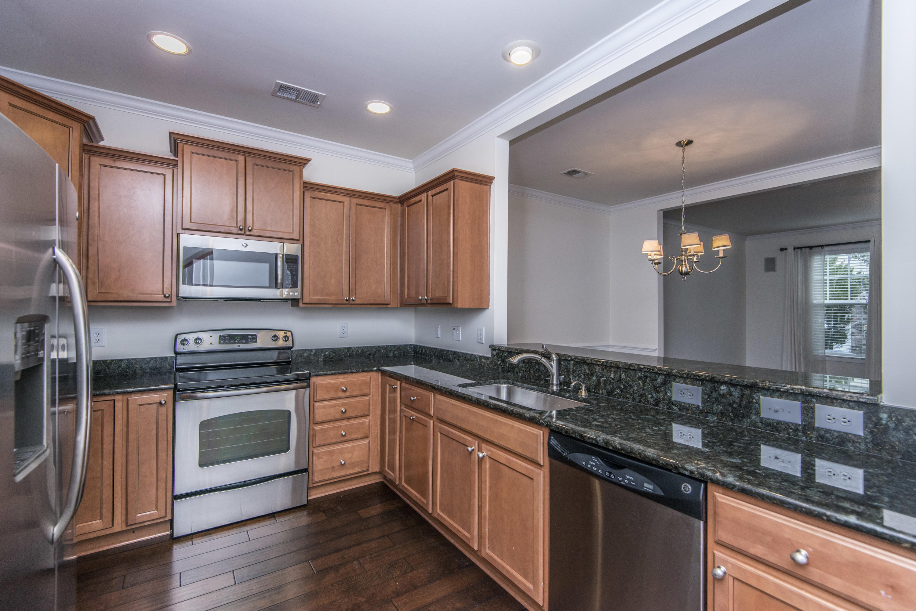 4036 Conant Road Mount Pleasant, SC 29466 - Photo 2 of 34 Granite countertops