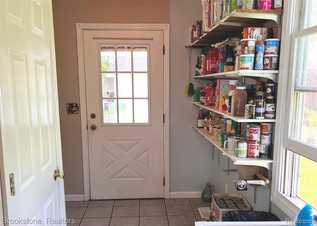 9455 Andersonville Road Clarkston, MI 48346 - Photo 25 of 80