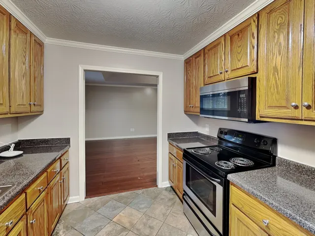 $2,059 | 146 Abbey Road, Gallatin, TN 37066