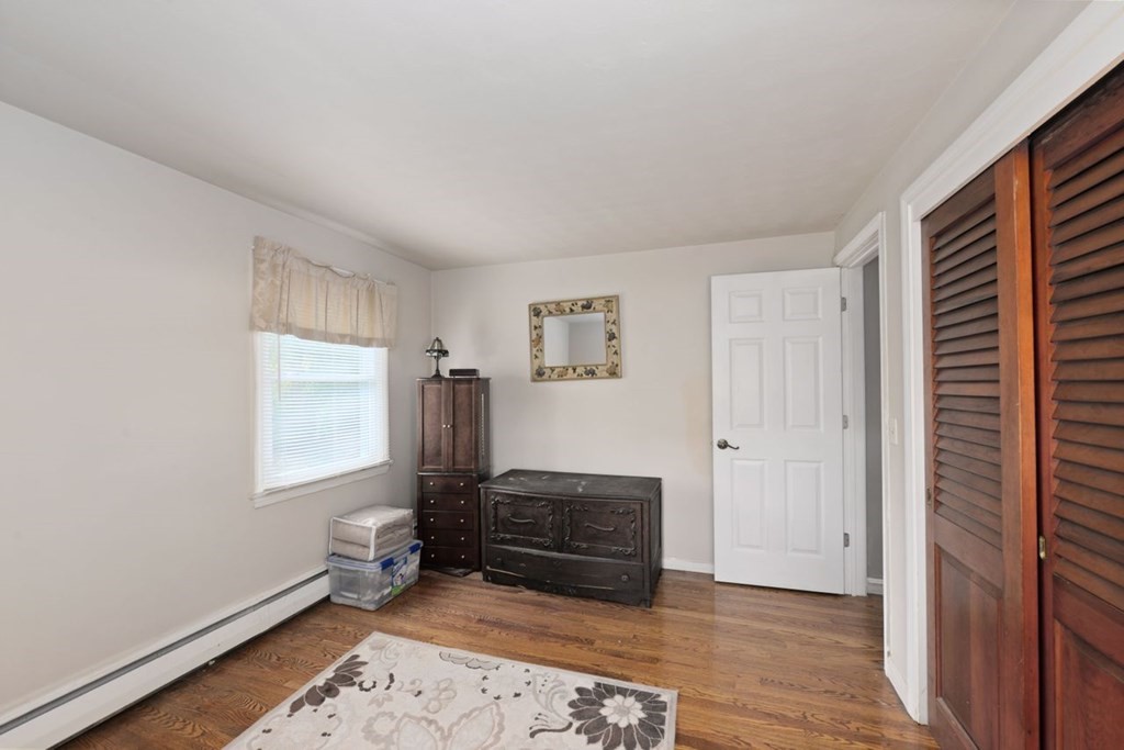 493 Forest Hills Road Springfield, MA 01128 - Photo 27 of 35