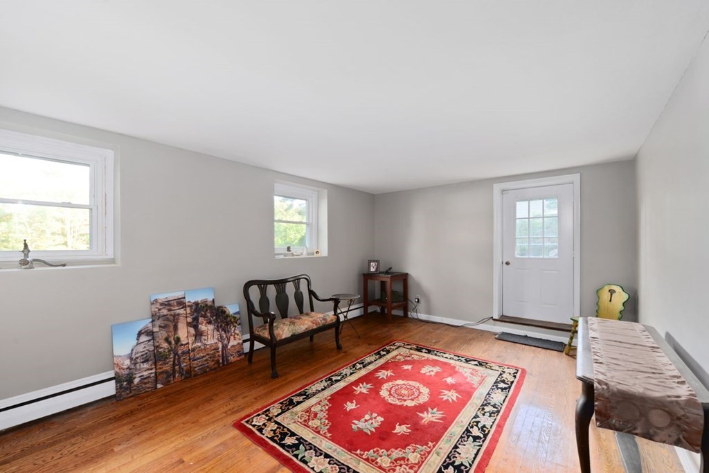 493 Forest Hills Road Springfield, MA 01128 - Photo 31 of 35