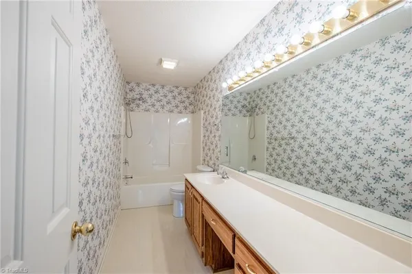 $354,000 | 1070 Dun Avenue, Walnut Cove, NC 27052