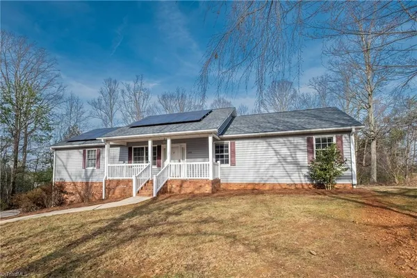 $354,000 | 1070 Dun Avenue, Walnut Cove, NC 27052