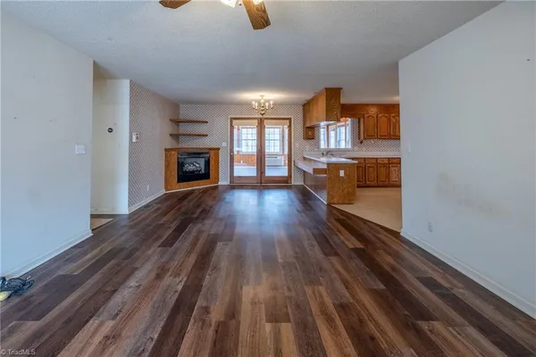 $354,000 | 1070 Dun Avenue, Walnut Cove, NC 27052