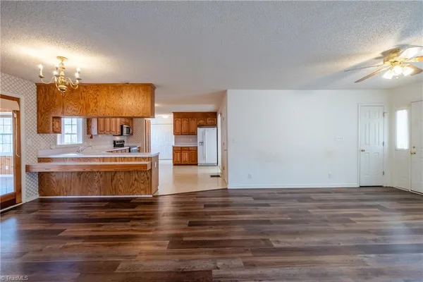 $354,000 | 1070 Dun Avenue, Walnut Cove, NC 27052