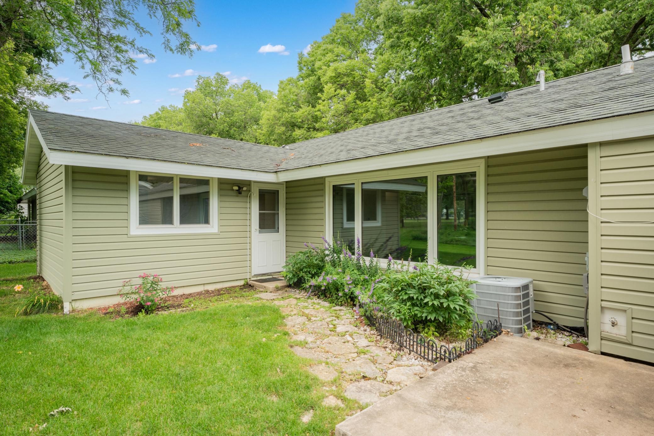 1426 Graham Court Southeast Rochester, MN 55904 - Photo 21 of 33
