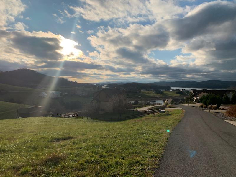 357 R Larayne Hollow Road Sharps Chapel, TN 37866 - Photo 1 of 13 48131