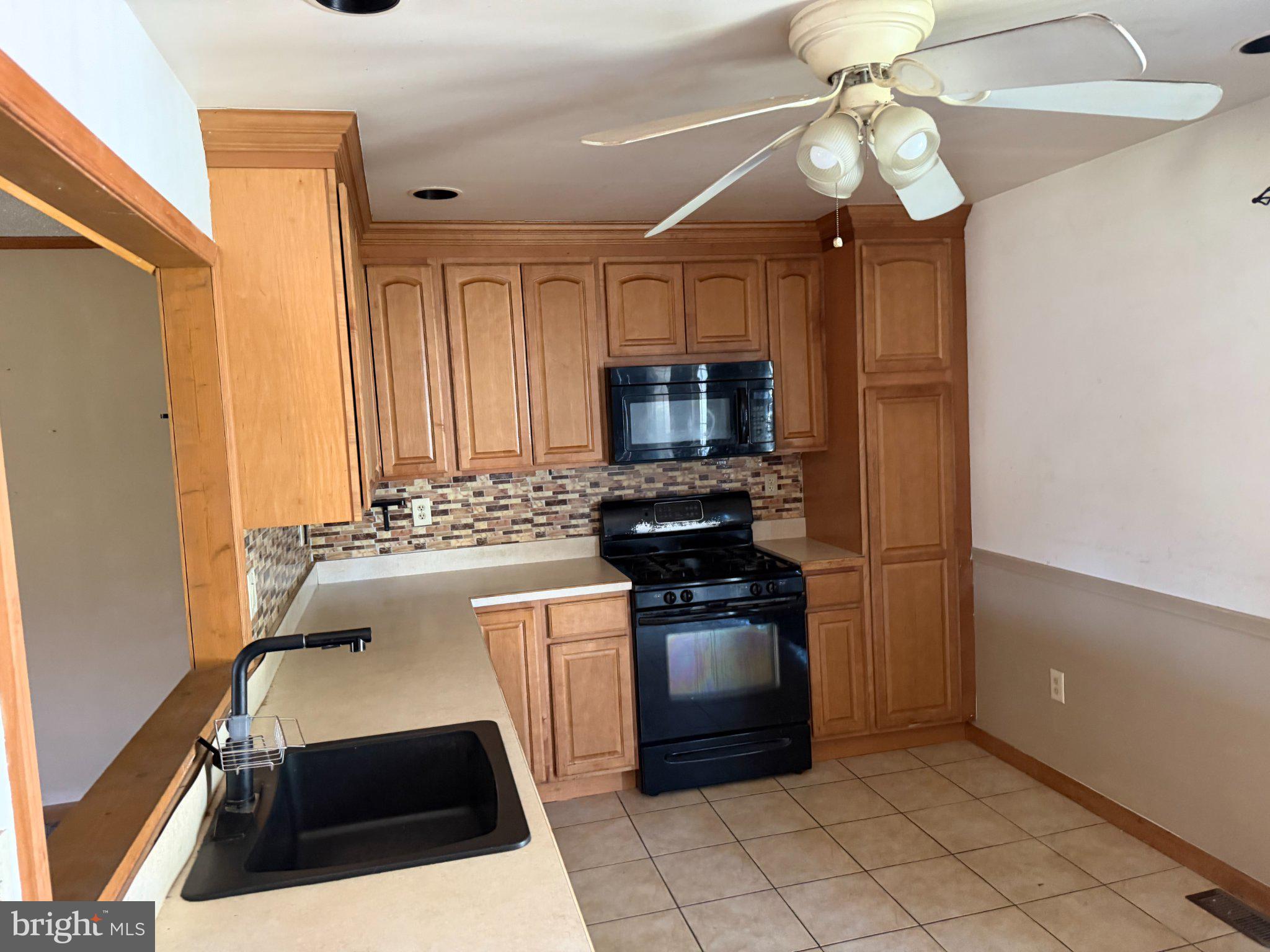 812 West 3rd Avenue Runnemede, NJ 08078 - Photo 9 of 22 Gallery Image 9